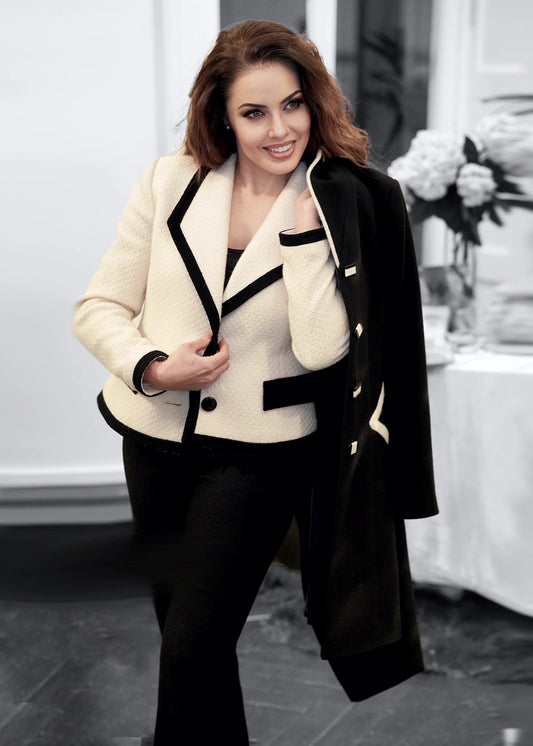 Sustainable cream and black tweed jacket with silk lining, made to order within 25 days, Moda de la Maria limited edition womenswear.