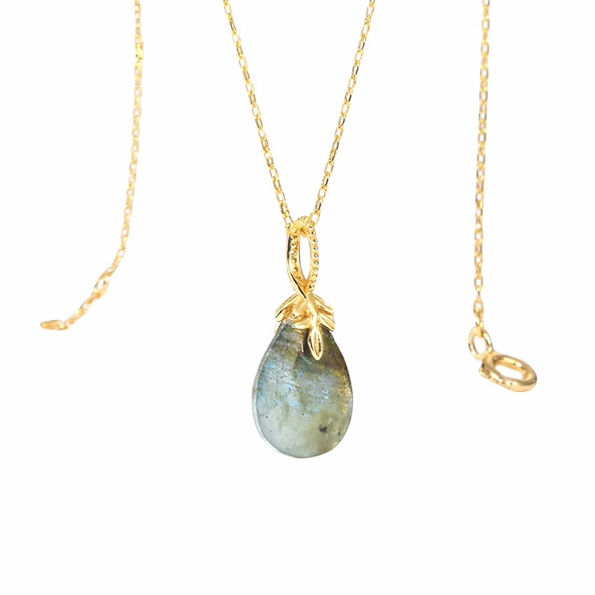 Labradorite pendant necklace on fine gold-plated chain, minimalist gemstone jewellery with elegant, timeless and refined finish
