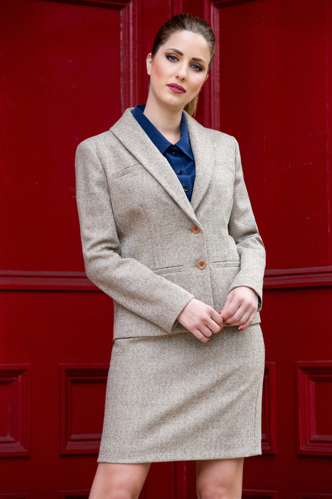 From Loom to London – The Story Behind a Handcrafted Tweed Jacket