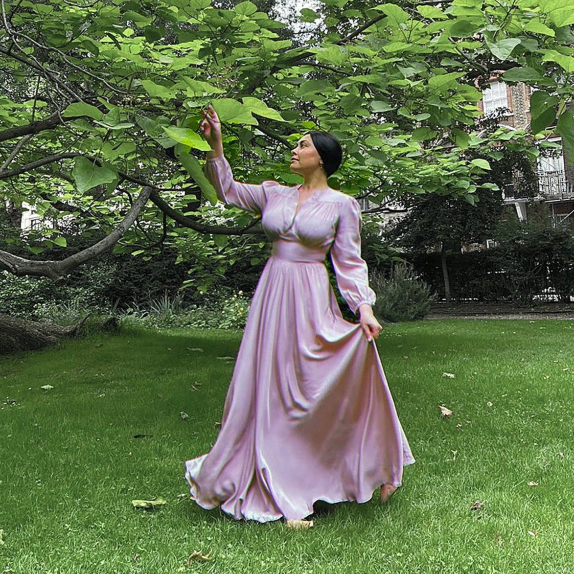Long Sleeve Fine Silk Dress Hand Crafted - Moda de la Maria