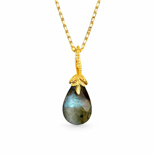 Minimalist labradorite teardrop pendant necklace on fine gold-plated chain, natural gemstone jewellery with elegant and timeless design