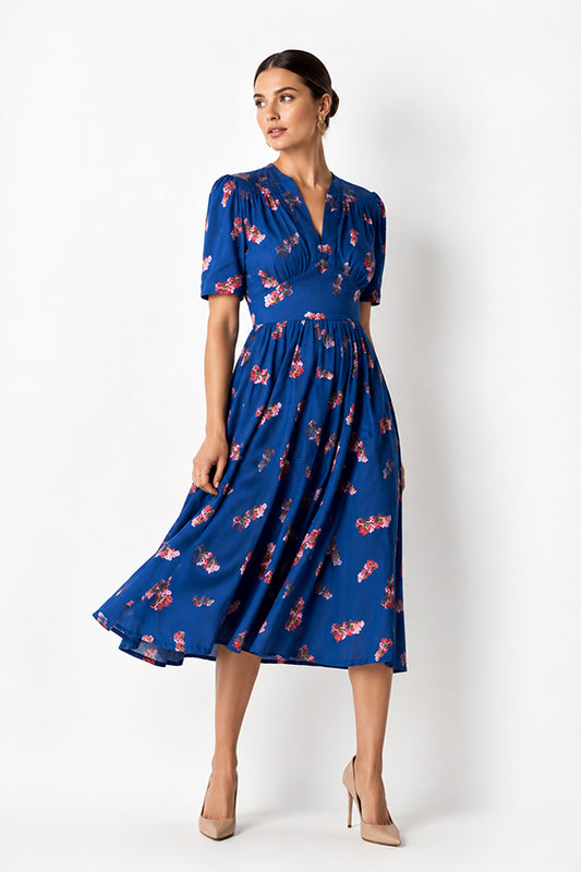 Luxury Women's Dresses Silk, Cotton & Timeless Designs | Moda de la Maria Luxury Women's Dresses Silk, Cotton & Timeless Designs | Moda de la Maria