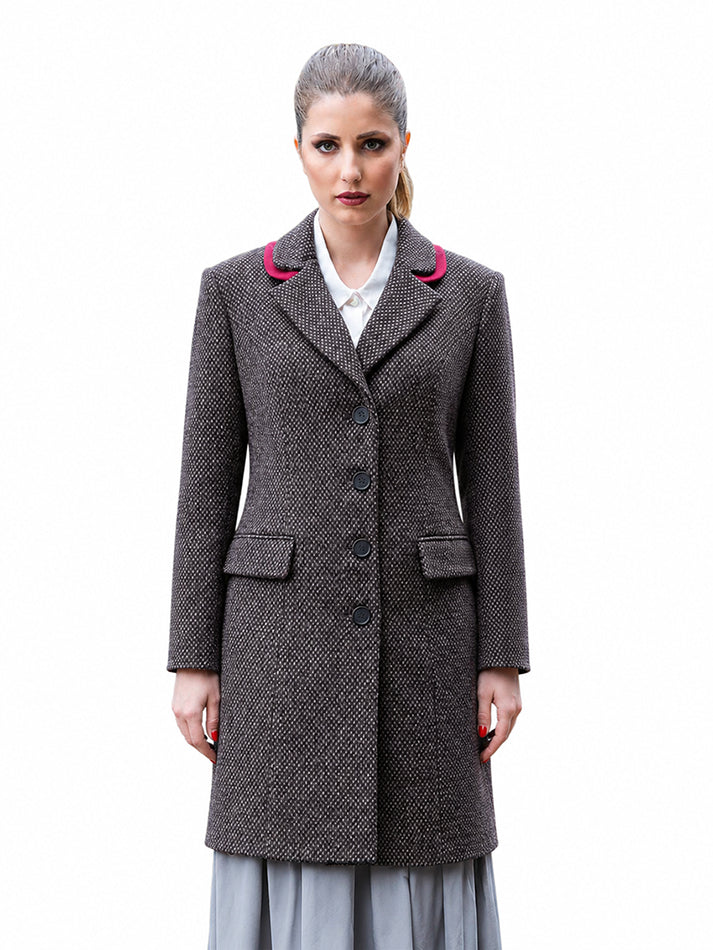 Handcrafted grey organic tweed wool coat with pink collar detail by Moda de la Maria on a white background, tailored luxury womenswear made from natural fabrics in London.