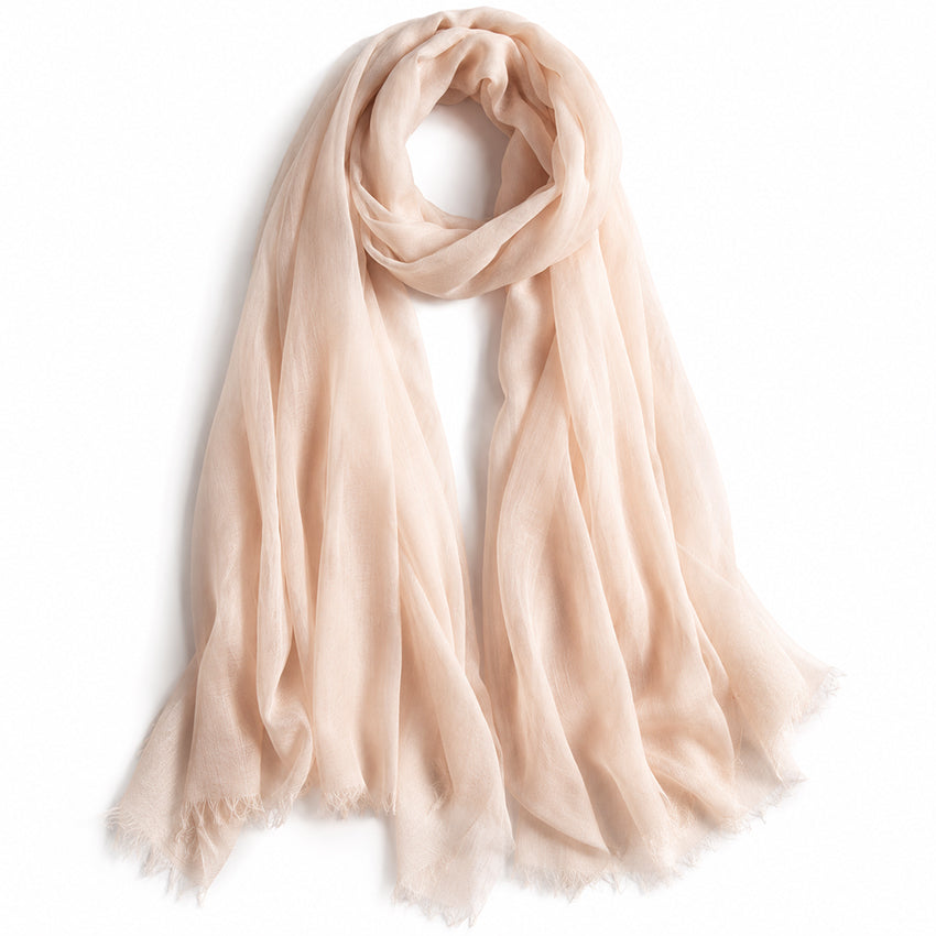 Moda de la Maria lightweight 100% pure cashmere shawl in cream with delicate fringed edges