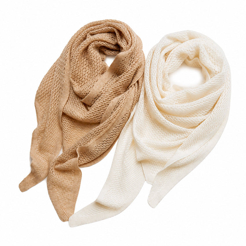 Women's luxury 100% pure cashmere white and beige knitted scarves by Moda de la Maria. Premium handcrafted cashmere accessories featuring exceptionally soft natural fibres, timeless British elegance and sustainable luxury fashion.